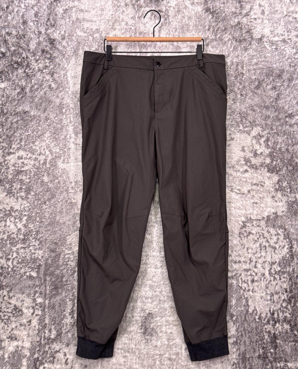 Lululemon B Spoke Pants 38 Mens Green Warpstreme Jogger